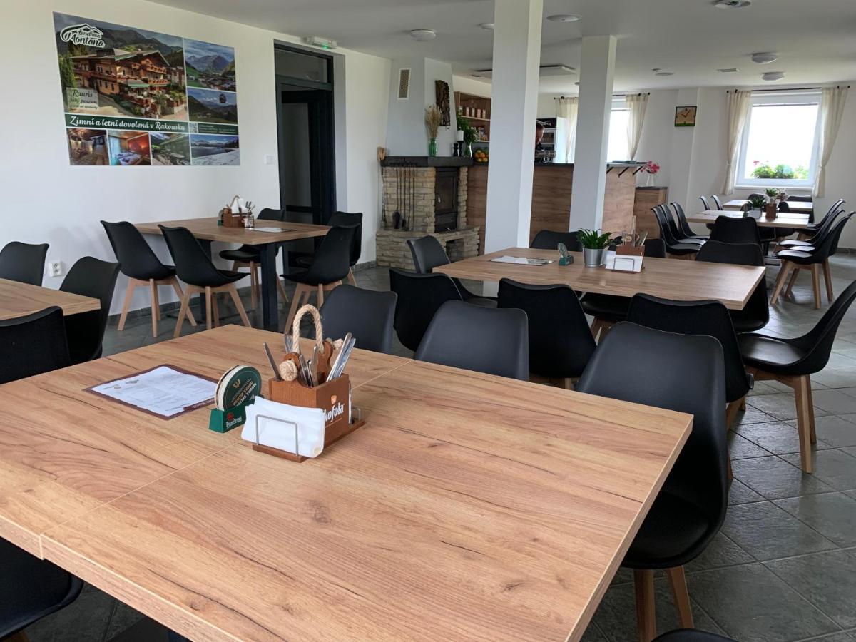 Restaurace A Penzion Gansberg Cotkytle Kültér fotó