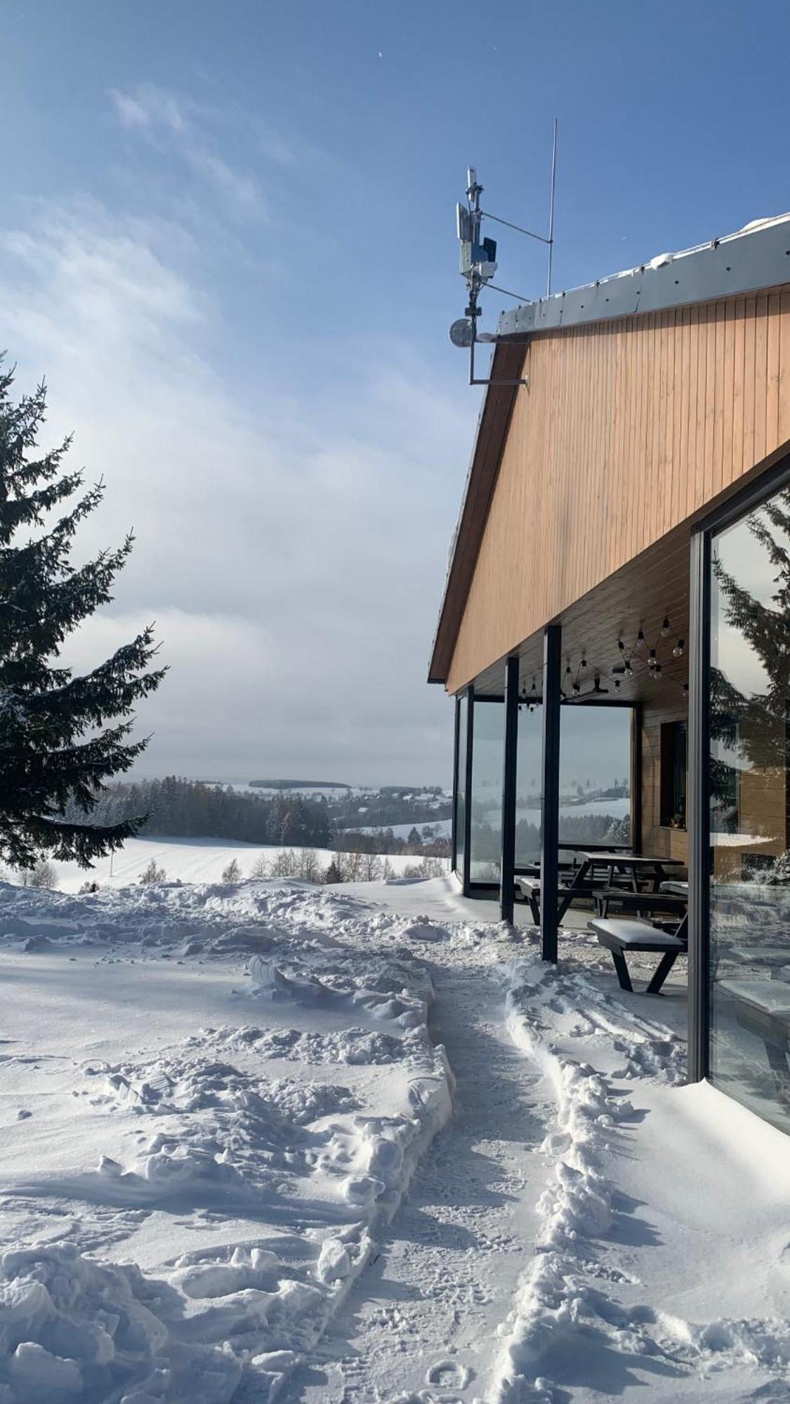 Restaurace A Penzion Gansberg Cotkytle Kültér fotó